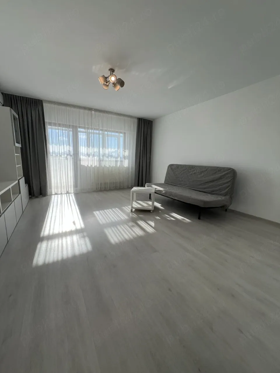 Vand apartament 3 camere 100 mp
