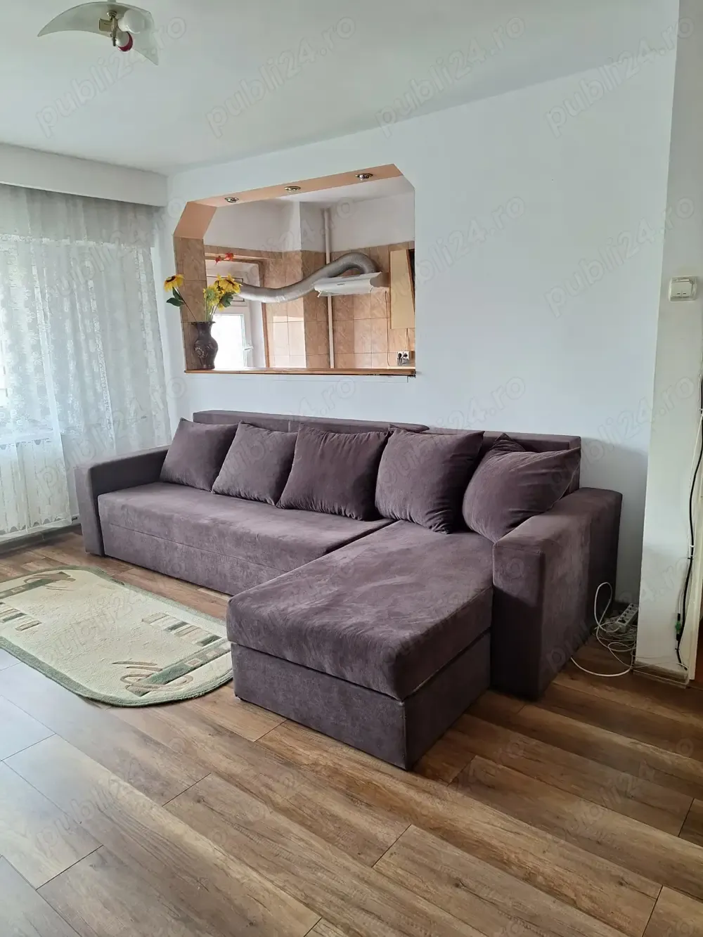 Propietar, închiriez garsonieră 42mp, zona 13 Septembrie