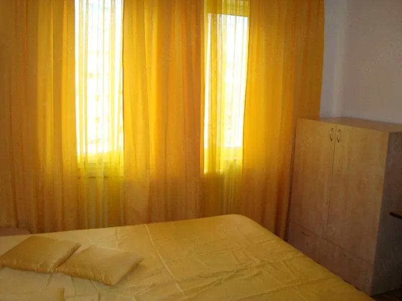 inchiriez apartament 2 camere