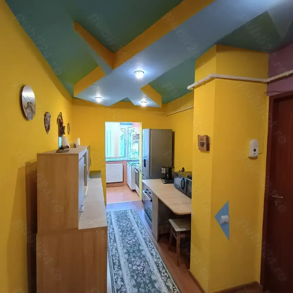 Vând apartament 3 camere