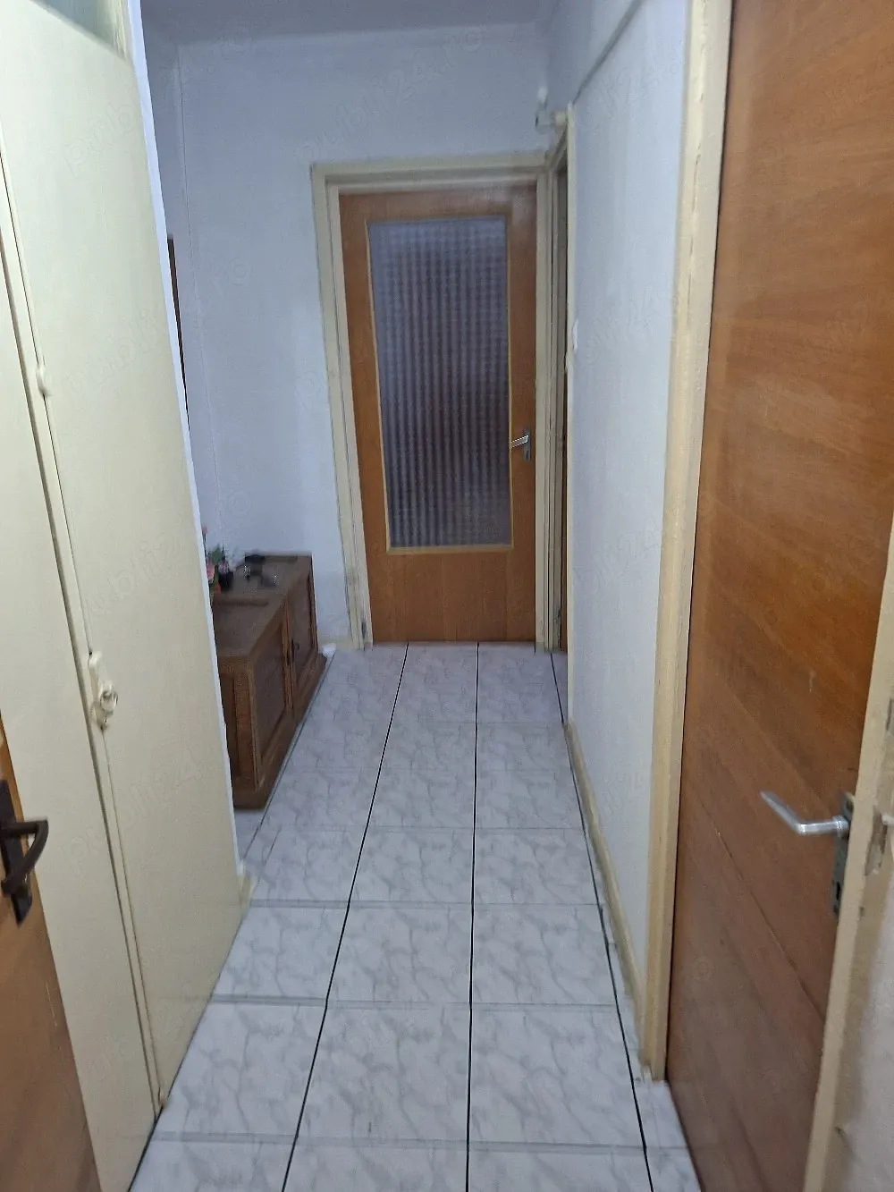 Închiriez garsoniera Trivale