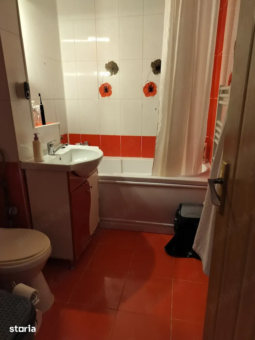 Vand apartament 2 camere