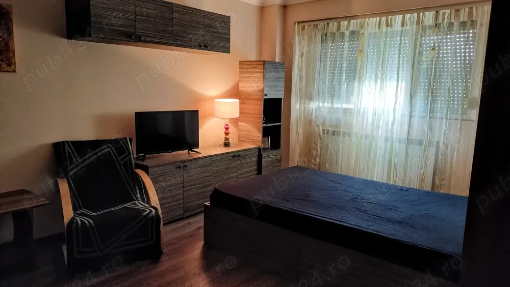 Închiriez apartament 1 camera - imagine 1