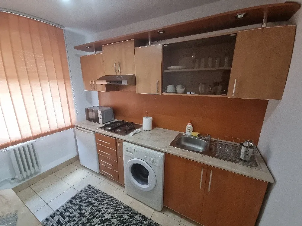Inchiriez apartament 2 camere la Libelula