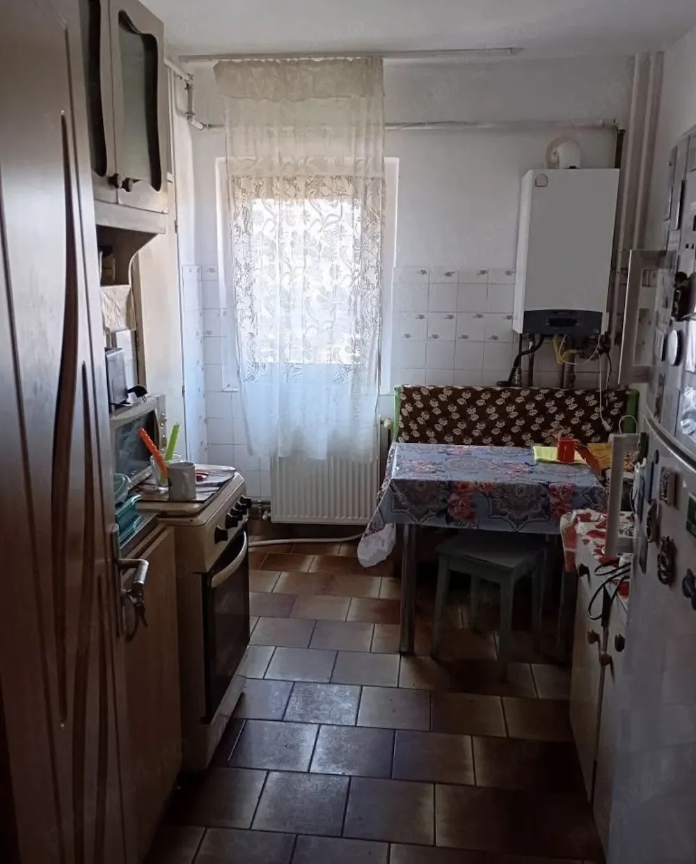 Vând apartament.