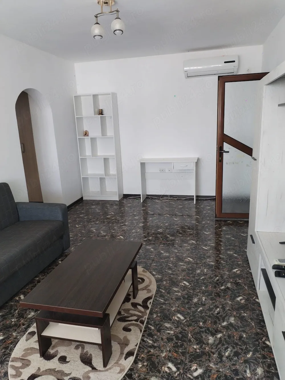 Inchiriere apartament 2 camere zona Micro 14