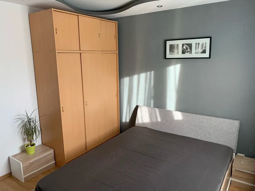 Apartament central 2 dormitoare + living