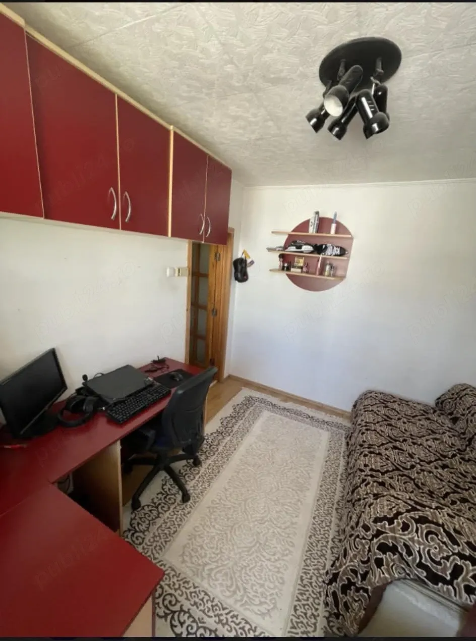 Apartament 2 camere,decomandat,disponibil de pe 01-08-2026