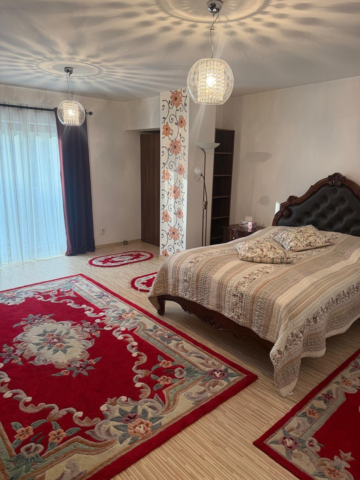 Închiriez apartament
