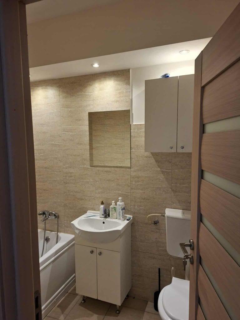 Caut Coleg Apartament Ultra Central Cluj Napoca-Piata Mihai Viteazu-8 minute de mers pe jos până în centru - imagine 1