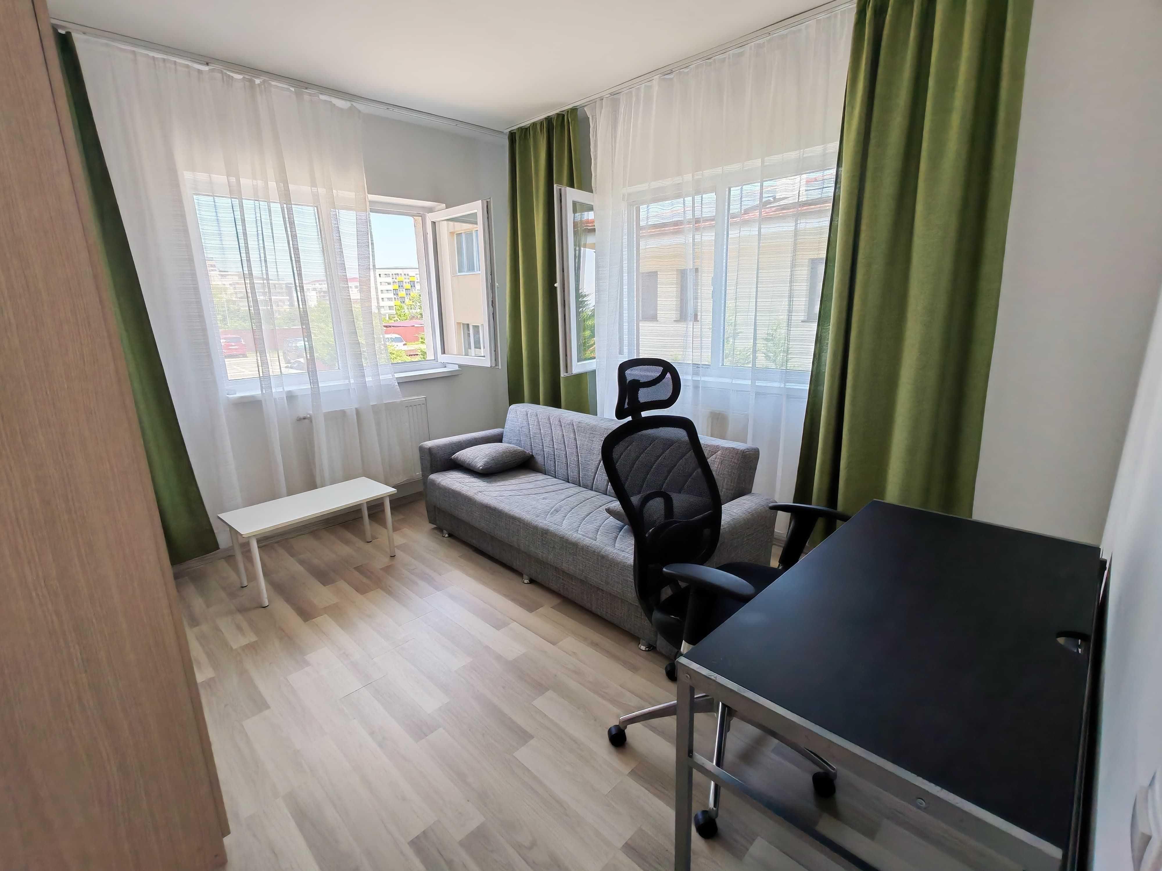 PF inchiriez ap doua camere cu parcare zona Buna Ziua