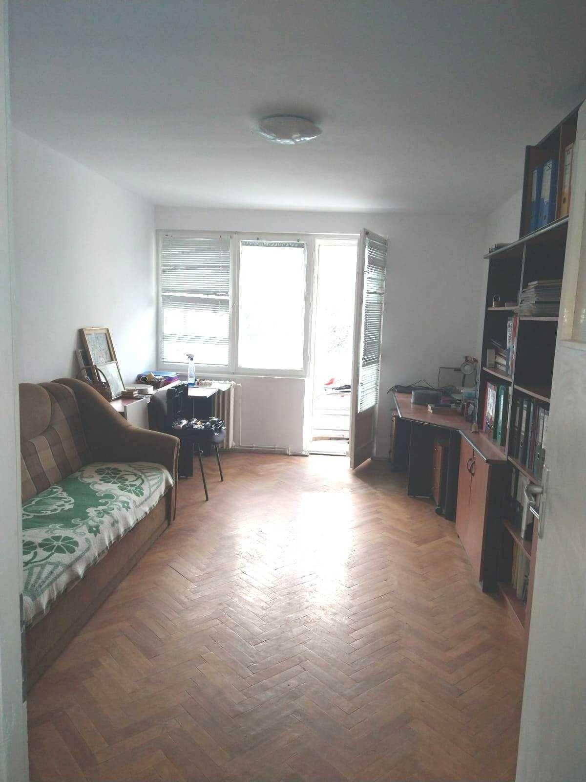 Inchiriez (premiera) apartament 2 camere decomandate etaj 3/4 zona superba-verde, parc+baza sportive str. Unirii/Detunata cart. GEORGHENI