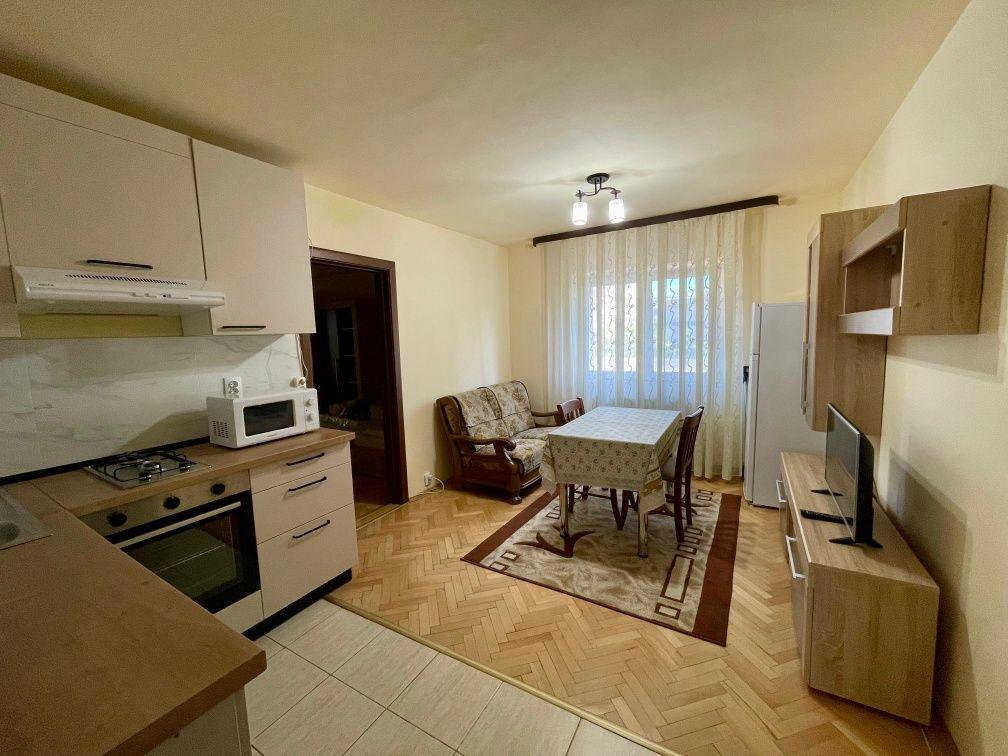 Apartament 2 camere de închiriat, Zorilor