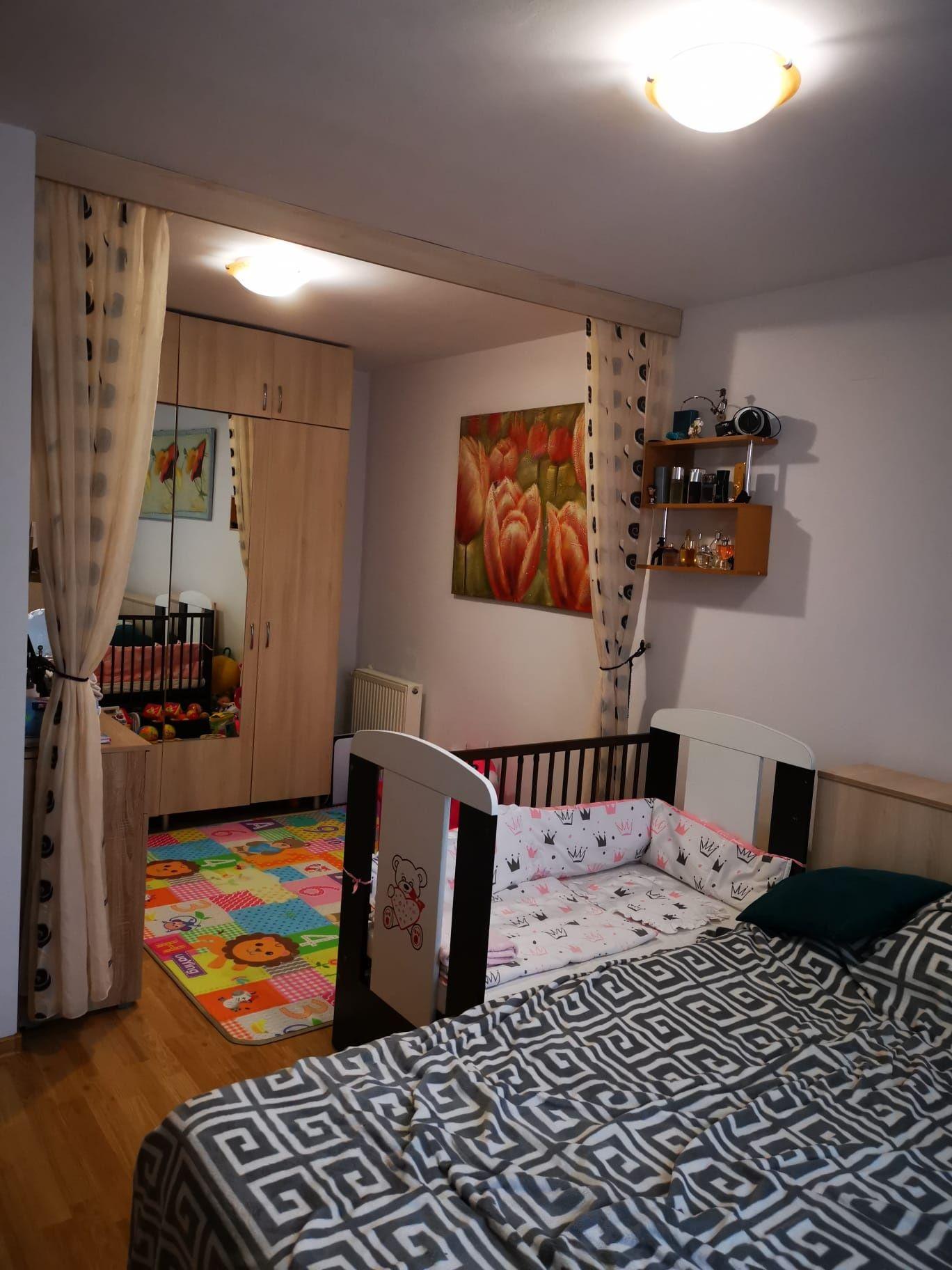 Apartament de închiriat cu curte