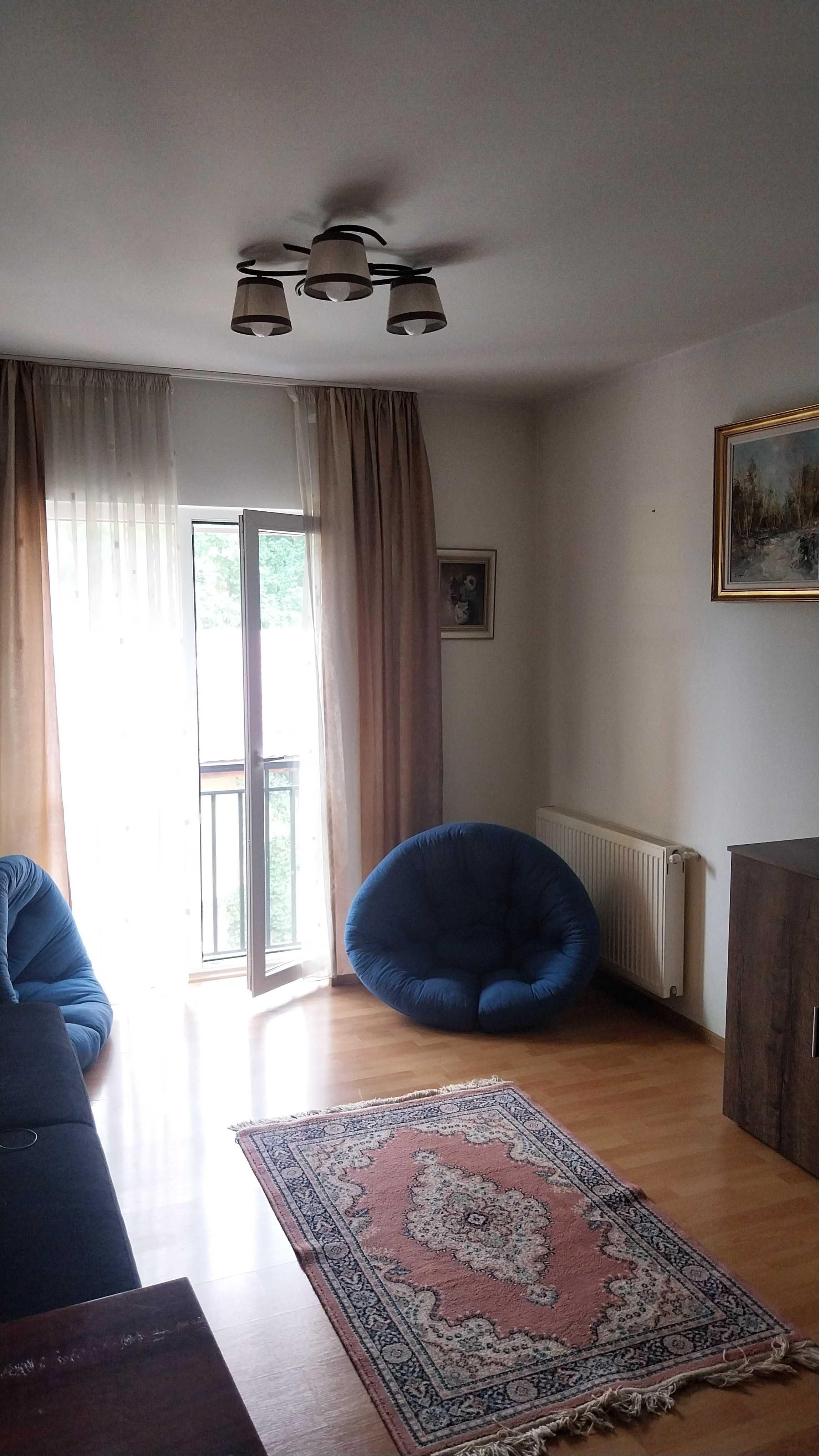 inchiriez apartament 2 camere Plopilor