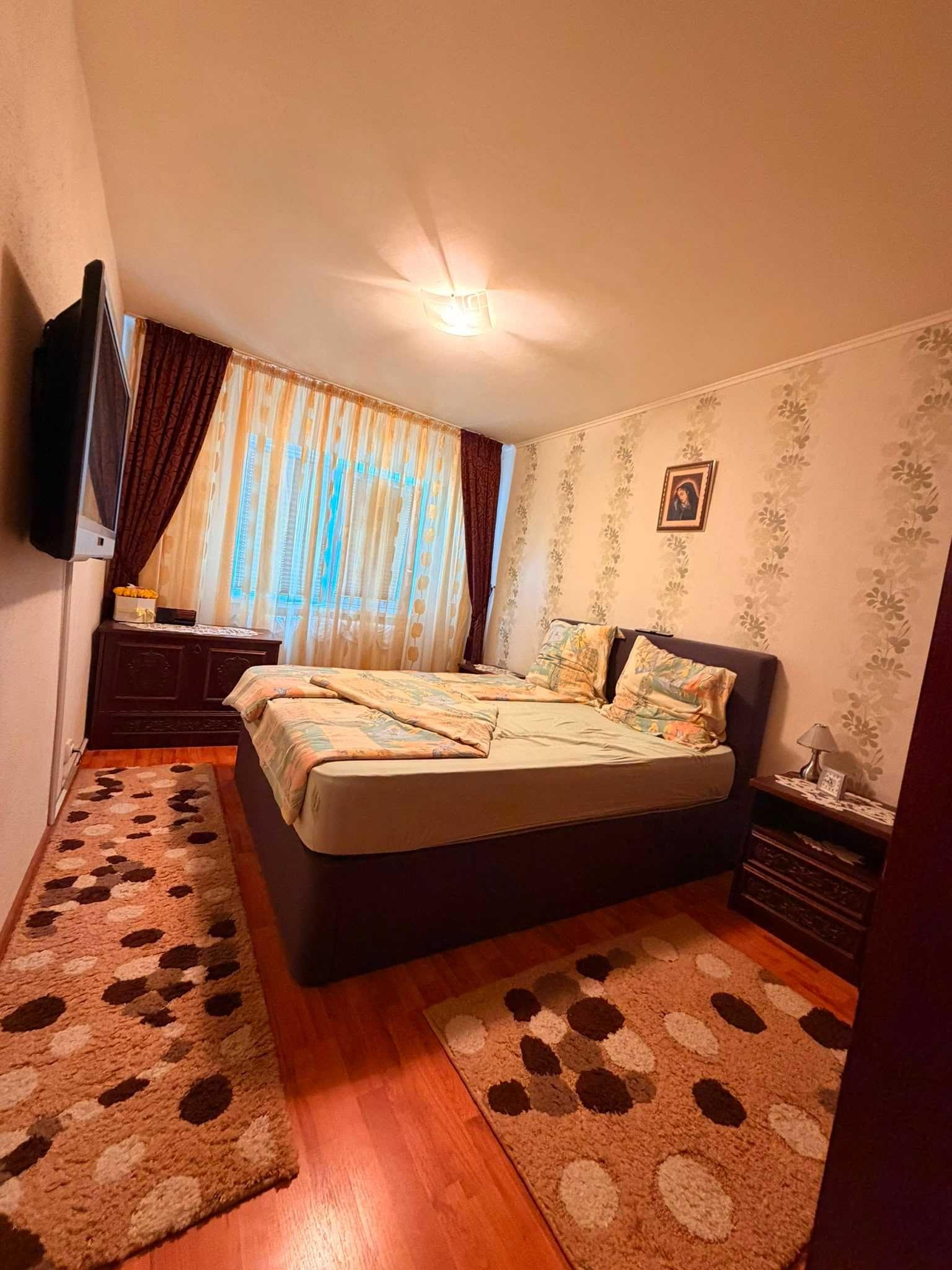 Apartament 3 camere zona Astra
