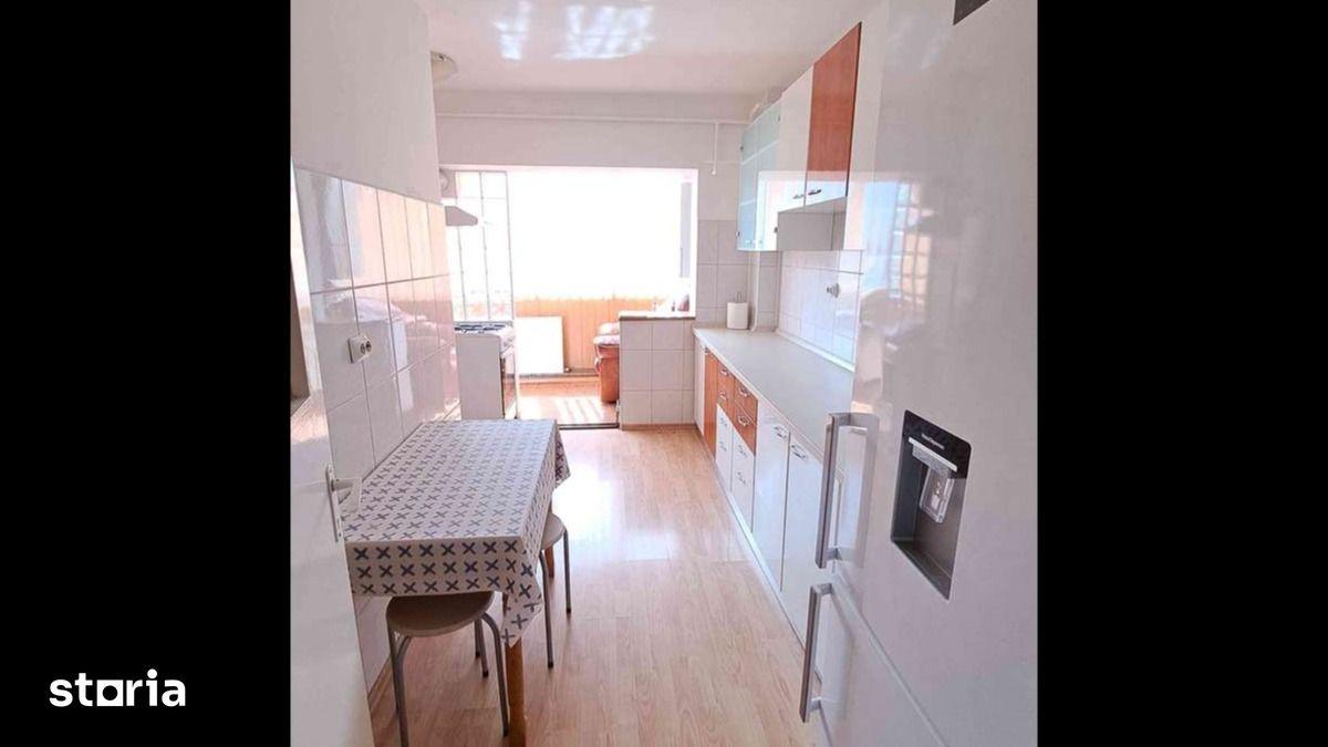 Proprietar, 3 camere, decomandat, orientat spre sud. - imagine 1