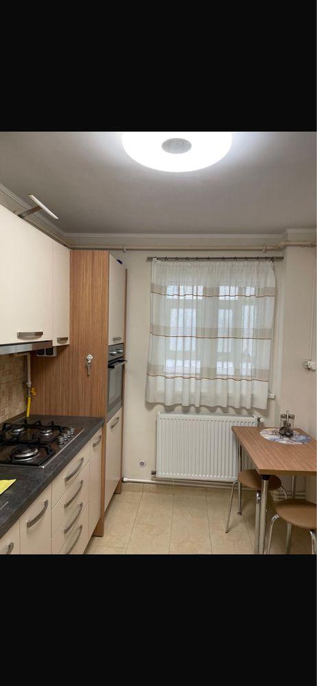 Inchiriere ap trei camere - imagine 1