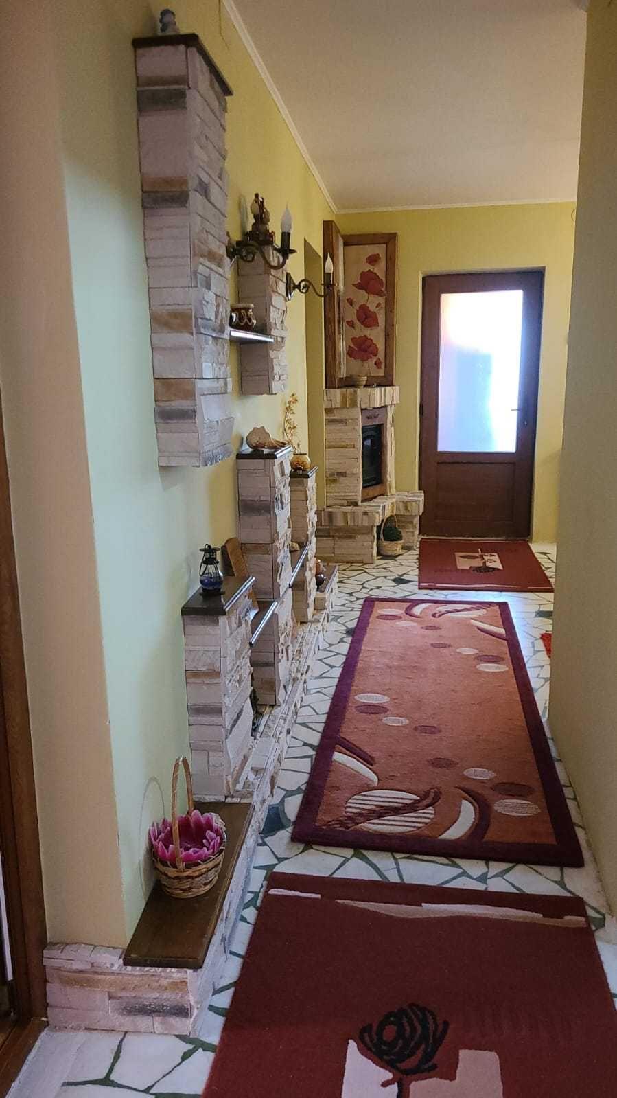 Inchiriere Etaj Vila