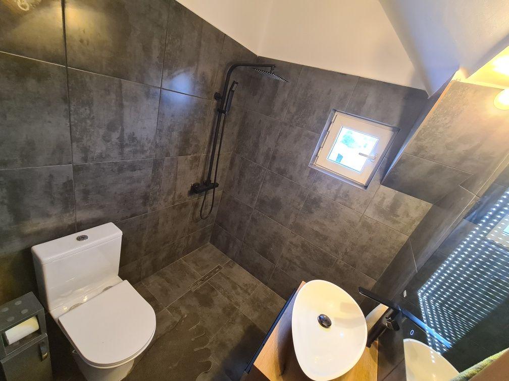 Apartament 4 camere decomandat 2 niveluri cu scara interioara Craiova