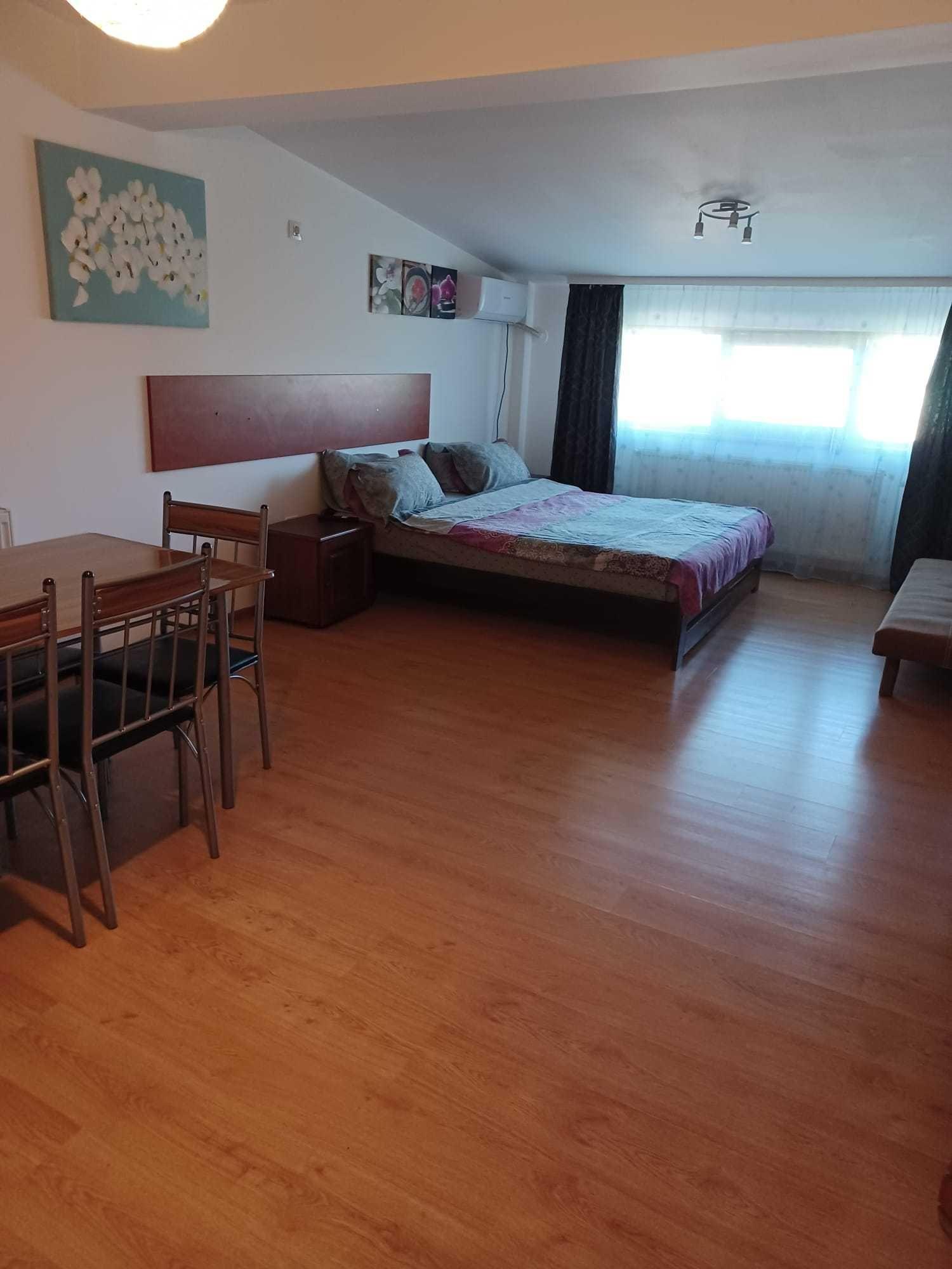 Studio 2 Camere de Inchiriat - Parcul Puskin Nanterre Centru 300 EURO - imagine 1