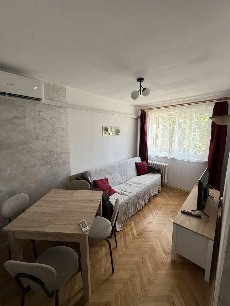 Apartament 3 camere renovat, mobilat modern | Valea Roșie