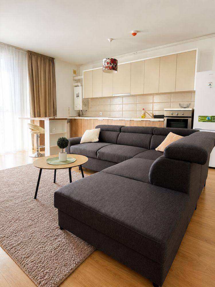Închiriez apartament 2 camere, ARED Kaufland Decebal cu loc de parcare