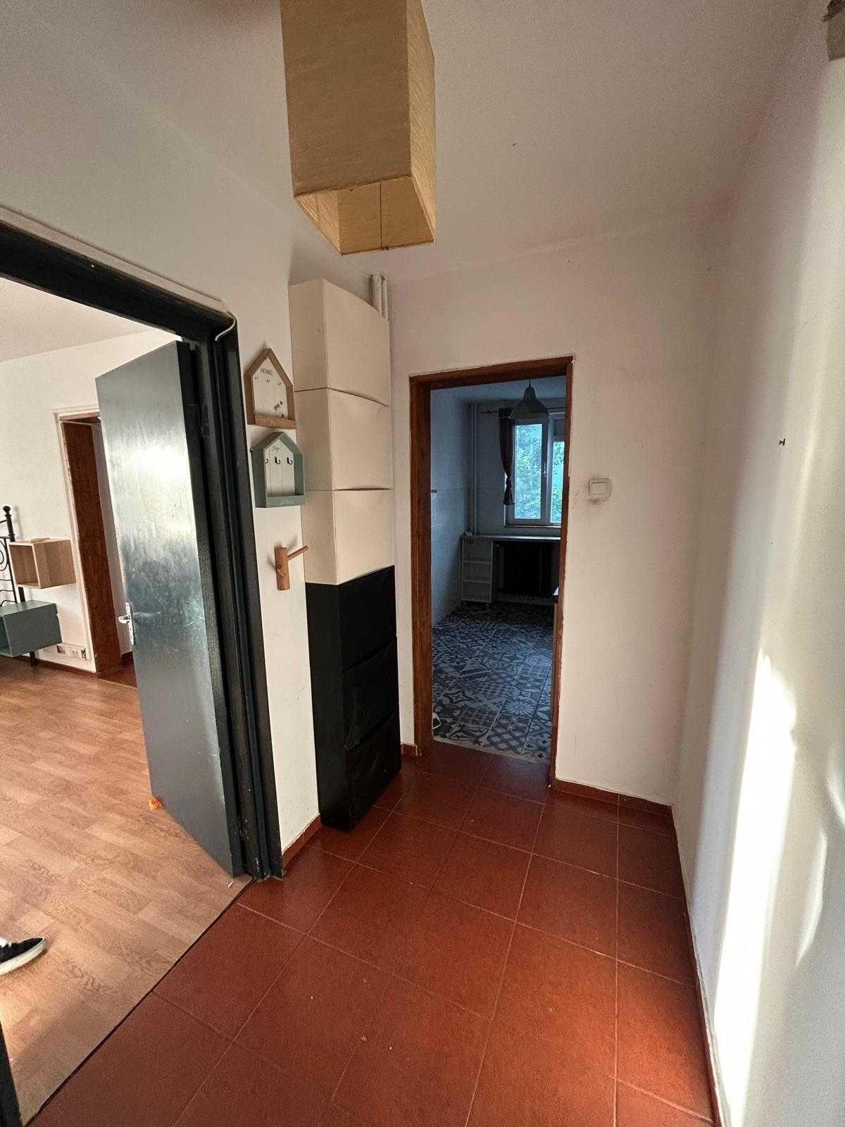 Proprietar vând apartament 2 camere – metrou Nicolae Grigorescu, Camil Ressu / Lotrioara, vedere bulevard