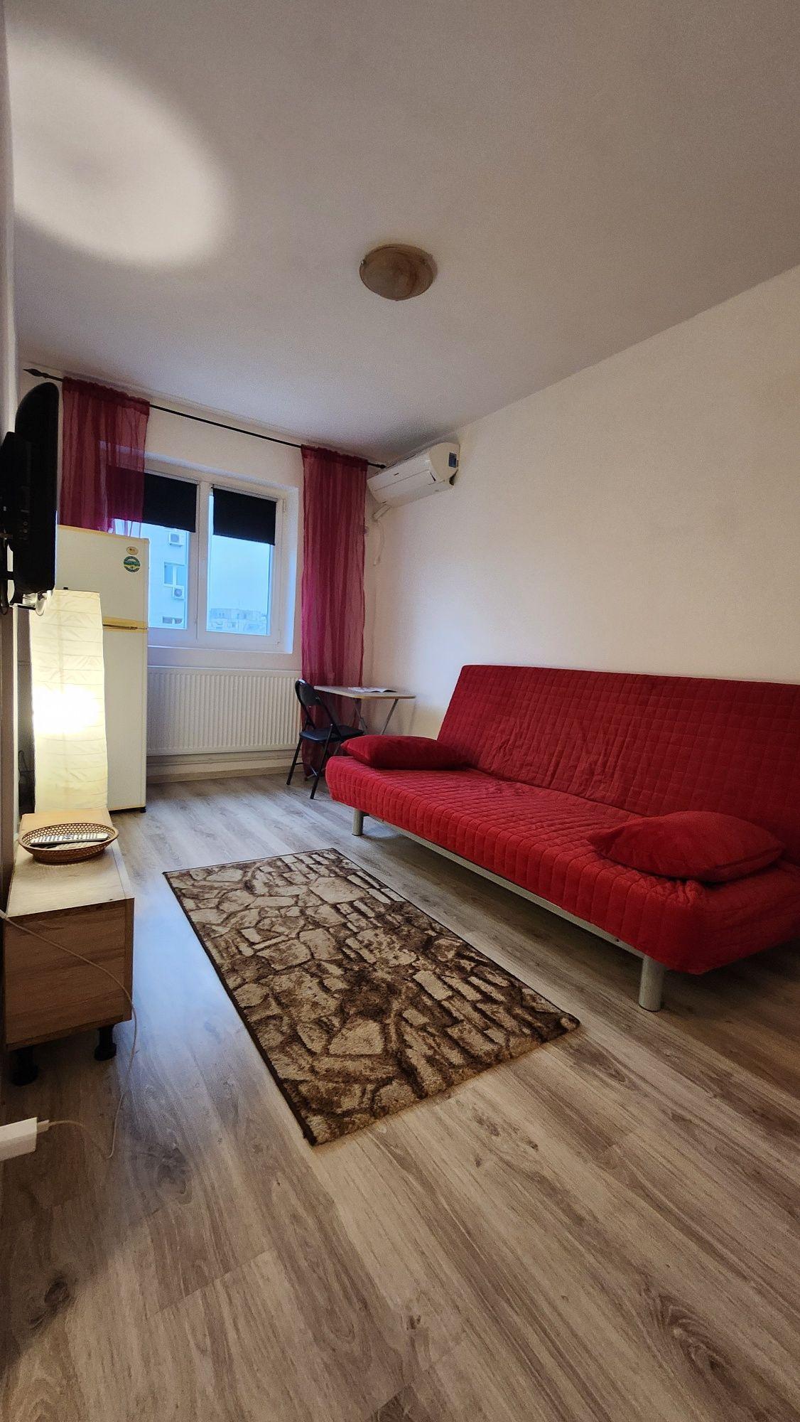 Unirii, Piata Alba Iulia, Decebal, garsoniera de inchiriat. - imagine 1