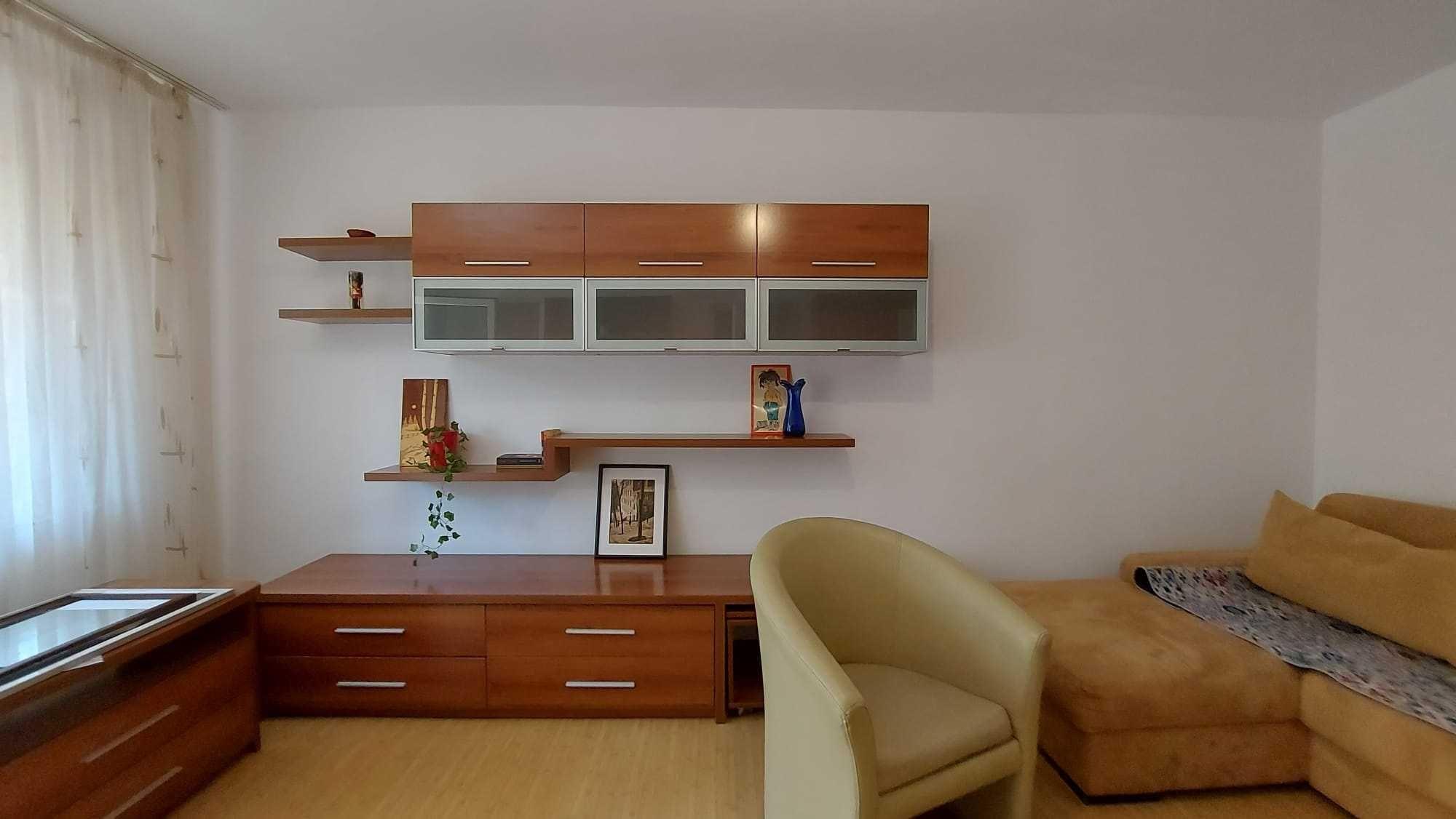 2 cam decom. Dristor metrou de închiriat, et 2/10, 500 EUR/lună, mobilat, proprietar