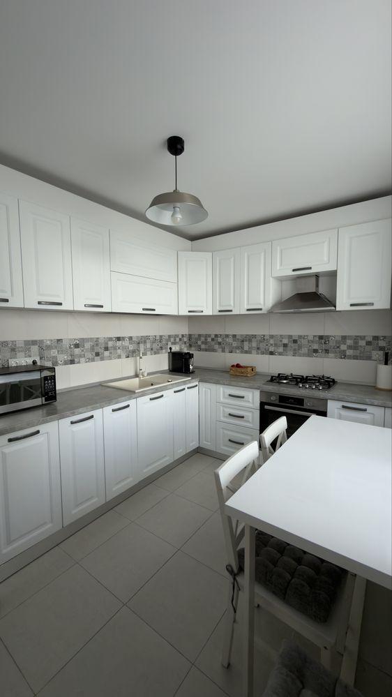 Apartament 2 camere decomandat 60mp, mobilat+utilat, parcare, Sect.6 Belsugului -Proprietar