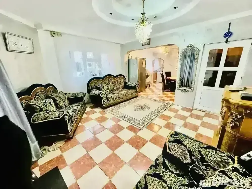 Casa vila  de vanzare si inchiriat - imagine 1