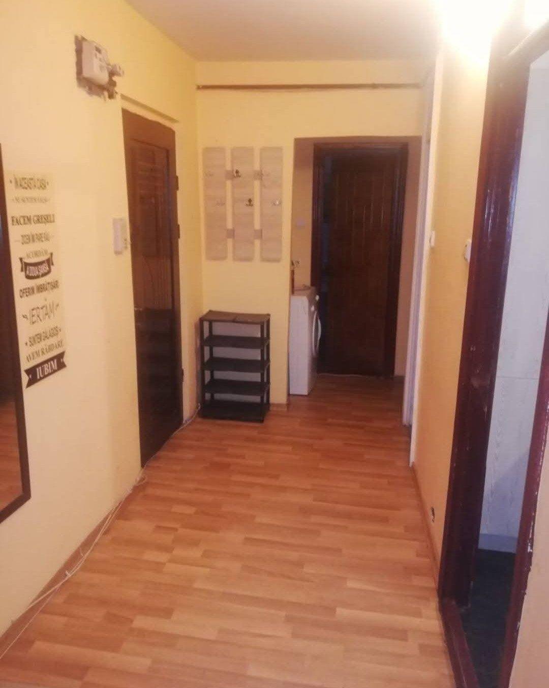 Apartament 2 camere, decomandat - imagine 1