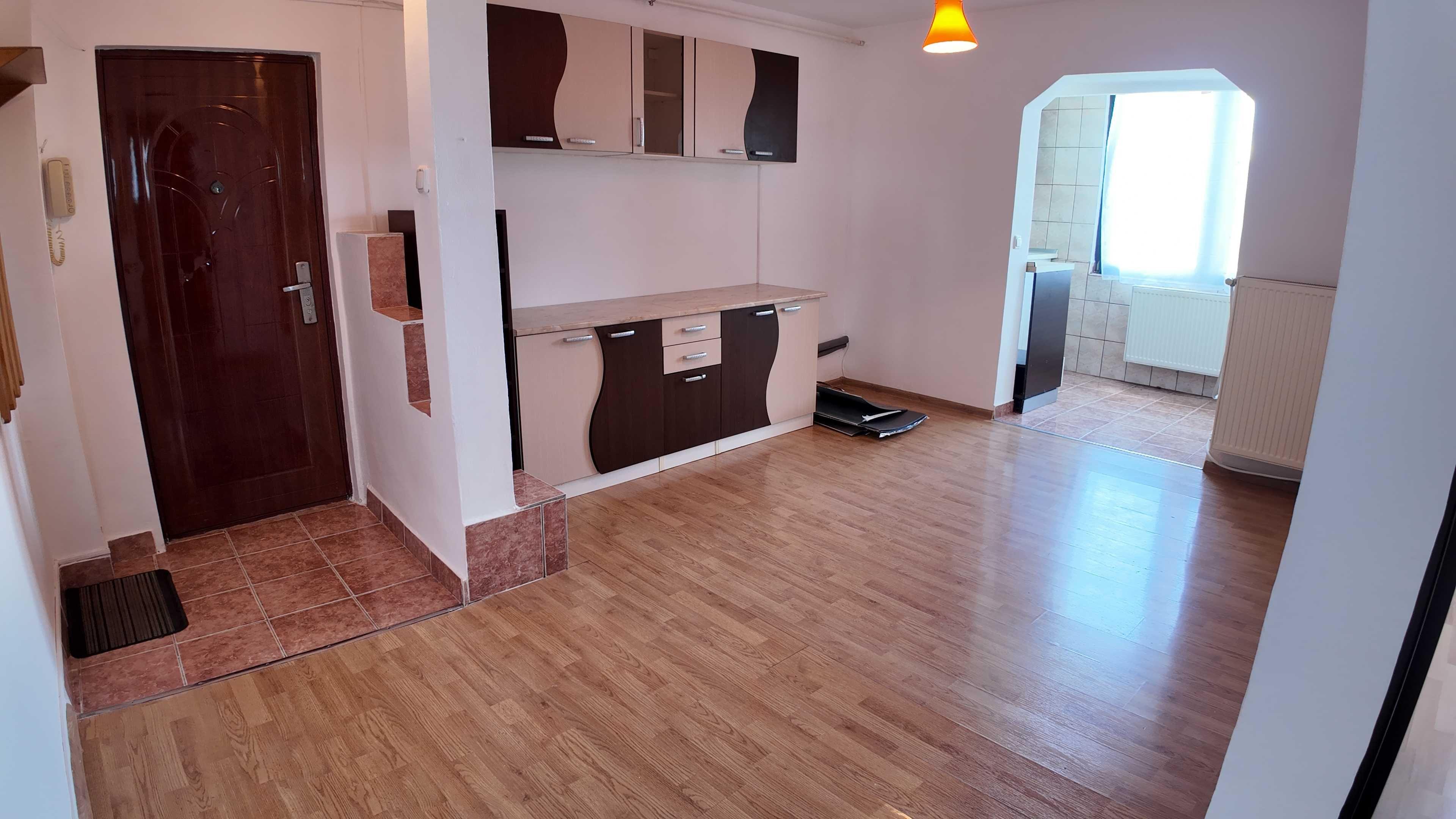 Apartament 2 camere Str. Regele Ferdinand - imagine 1