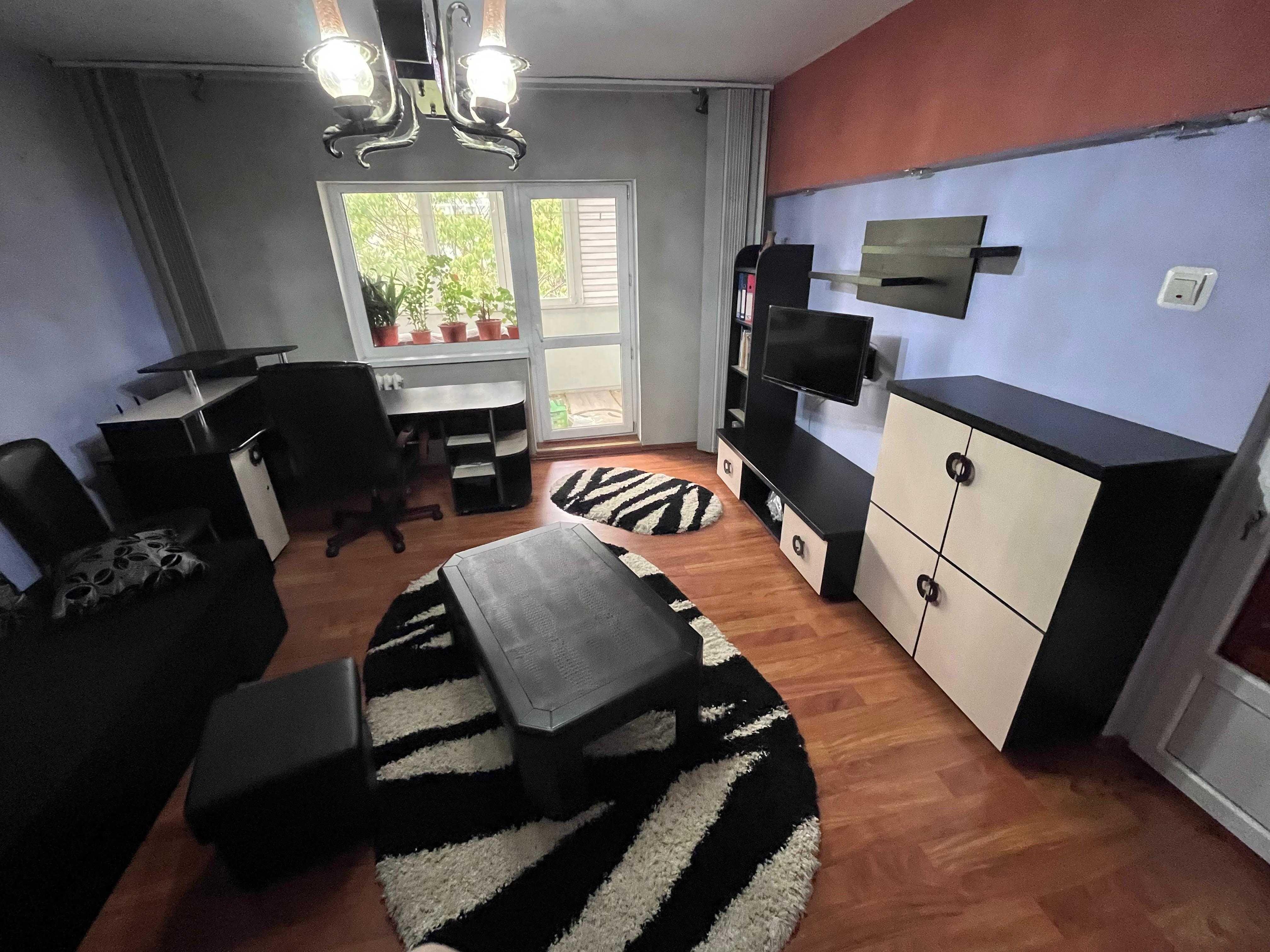 Apartament 2 camere + boxă - imagine 1