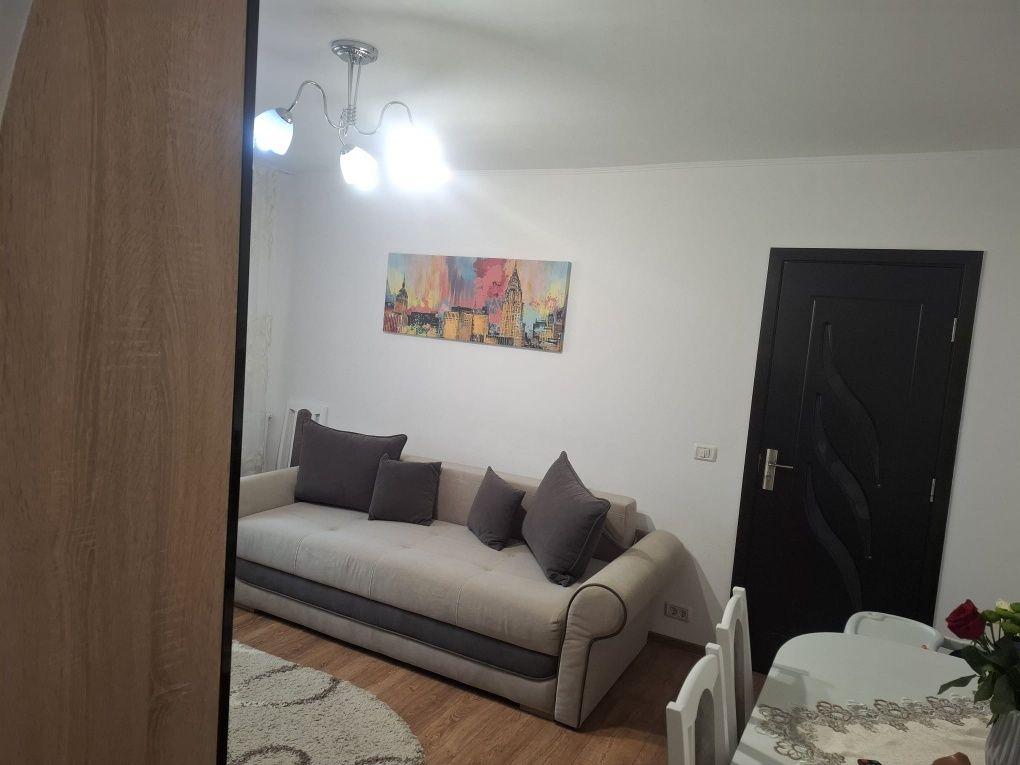 Vând apartament 3 camere -metalurgie - imagine 1