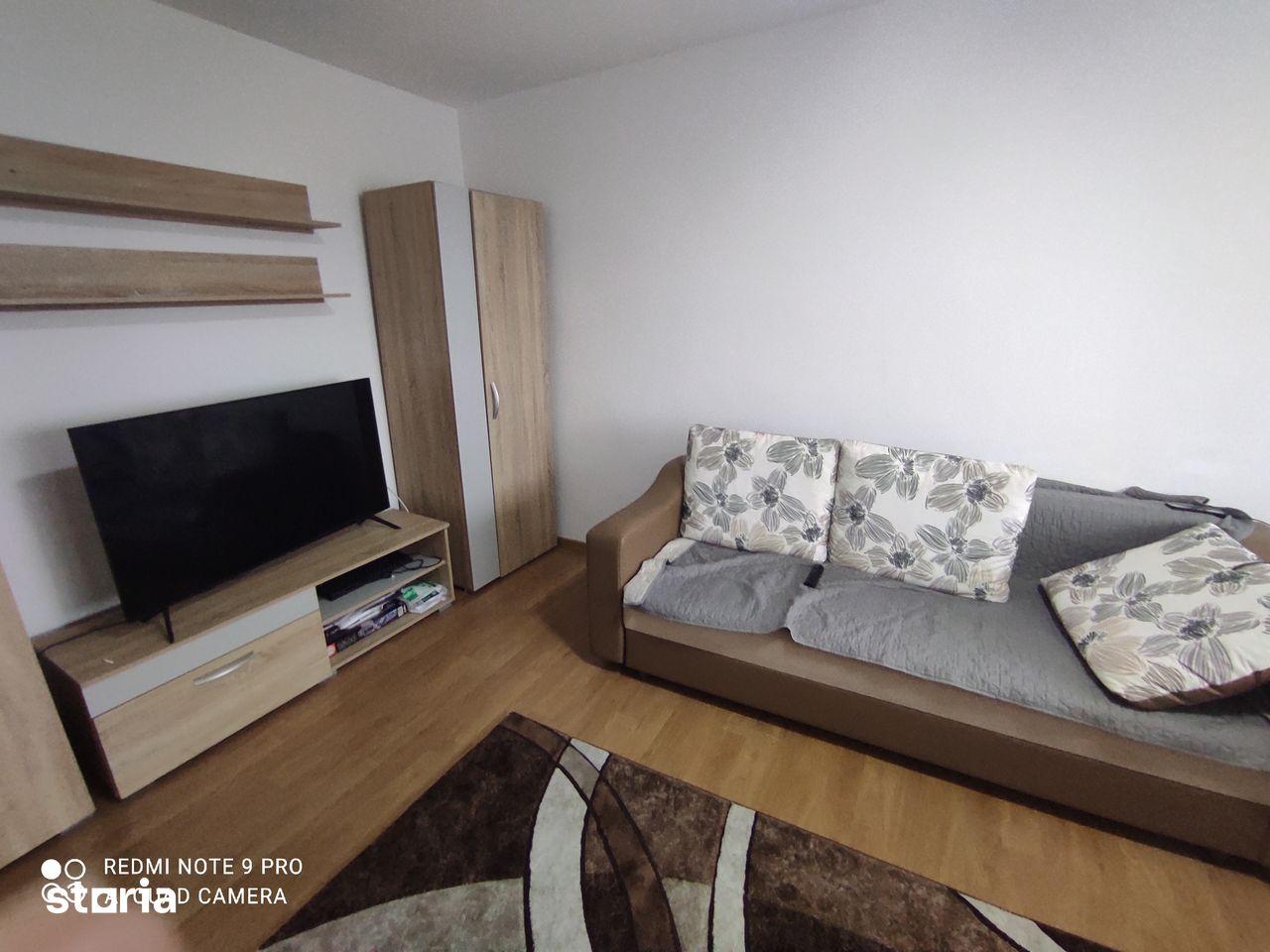Persoană fizică închiriez apartament 2 cam D Tătărași