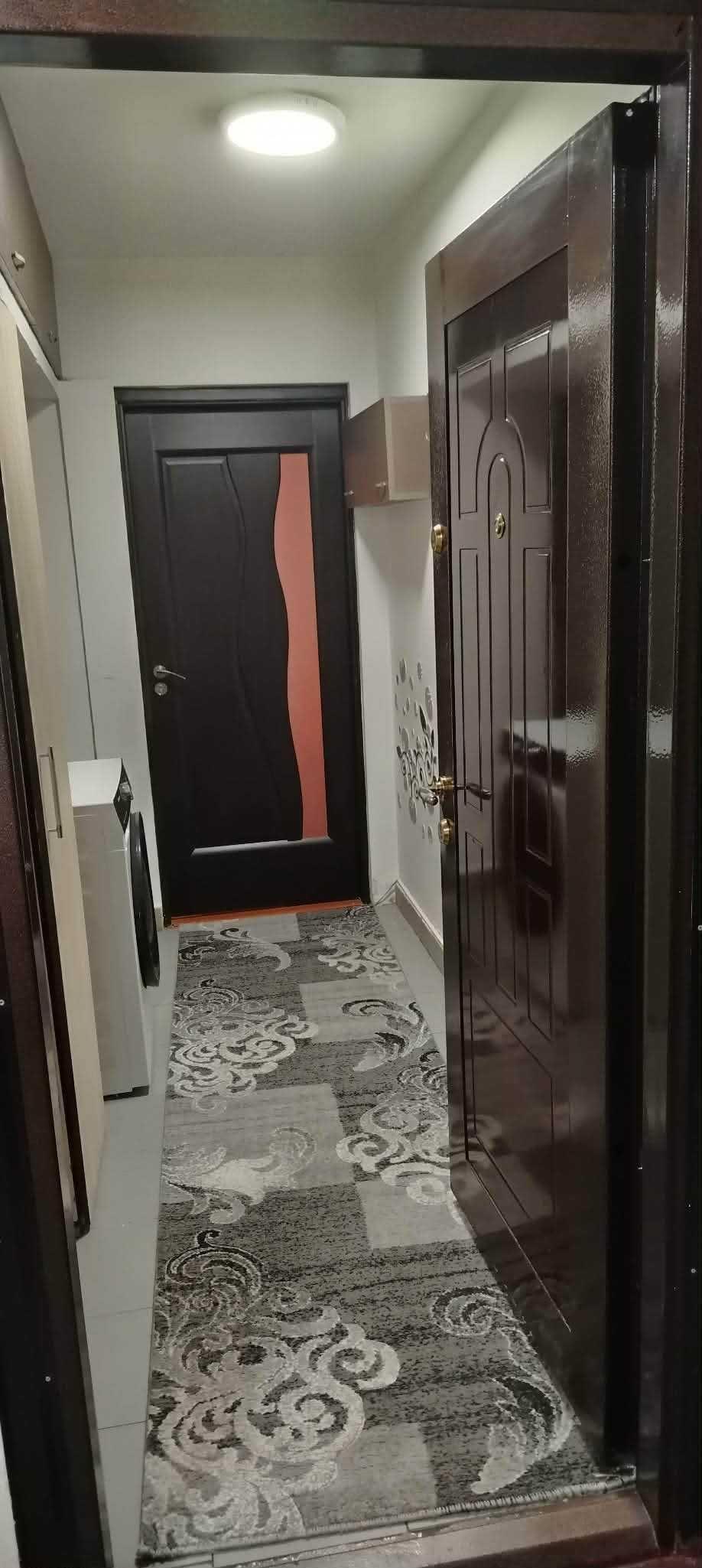 Proprietar Vand apartament 2 camere aleea saturn - imagine 1