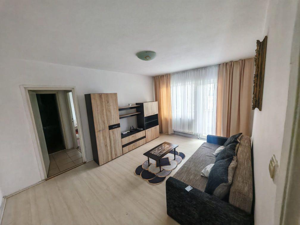 Închiriez apartament 2 camere Podgoria