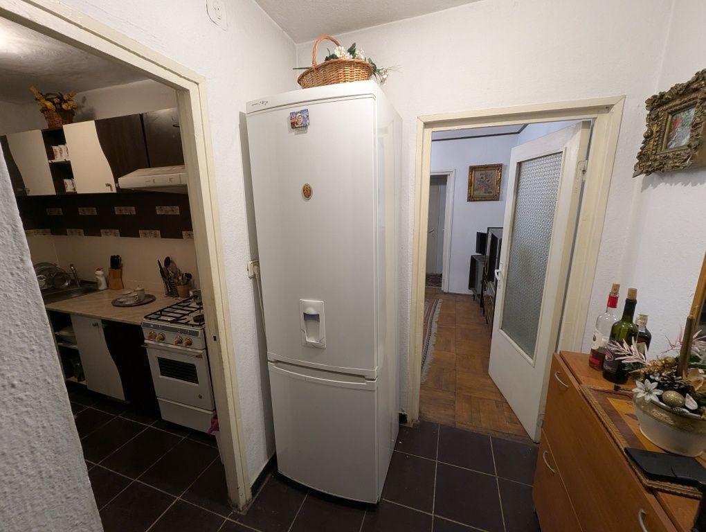 Apartament 2 camere de închiriat - imagine 1