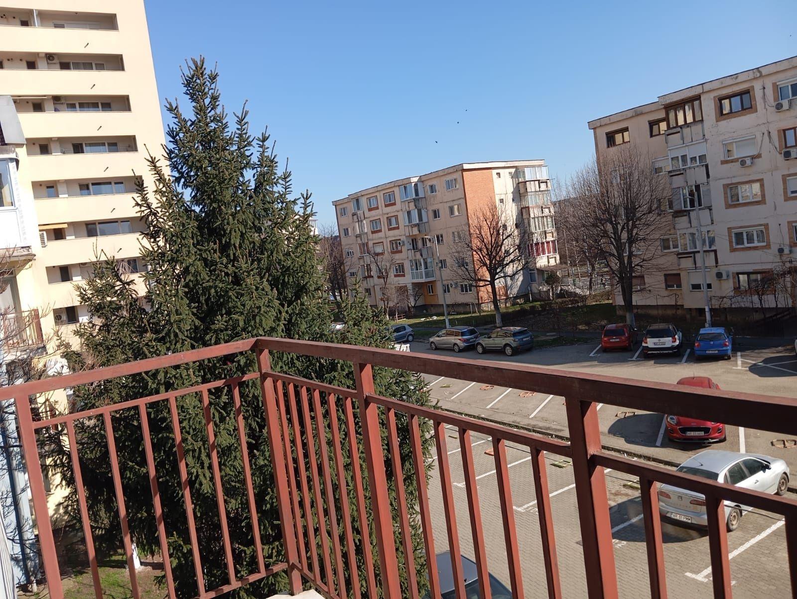 Apartament de inchiriat - imagine 1
