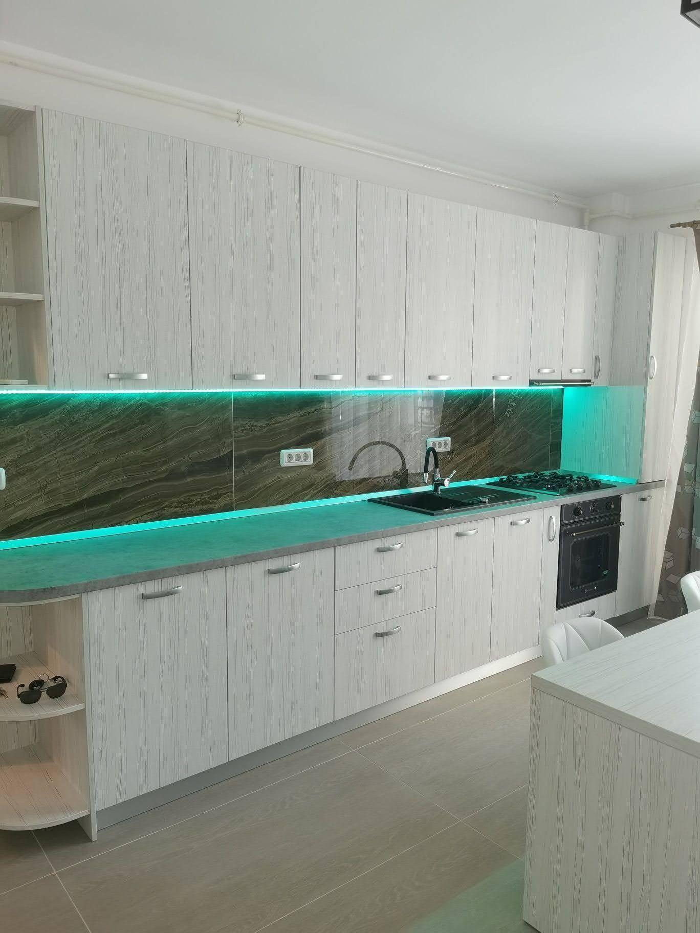 Închirierz ap nou 3 camere de lux