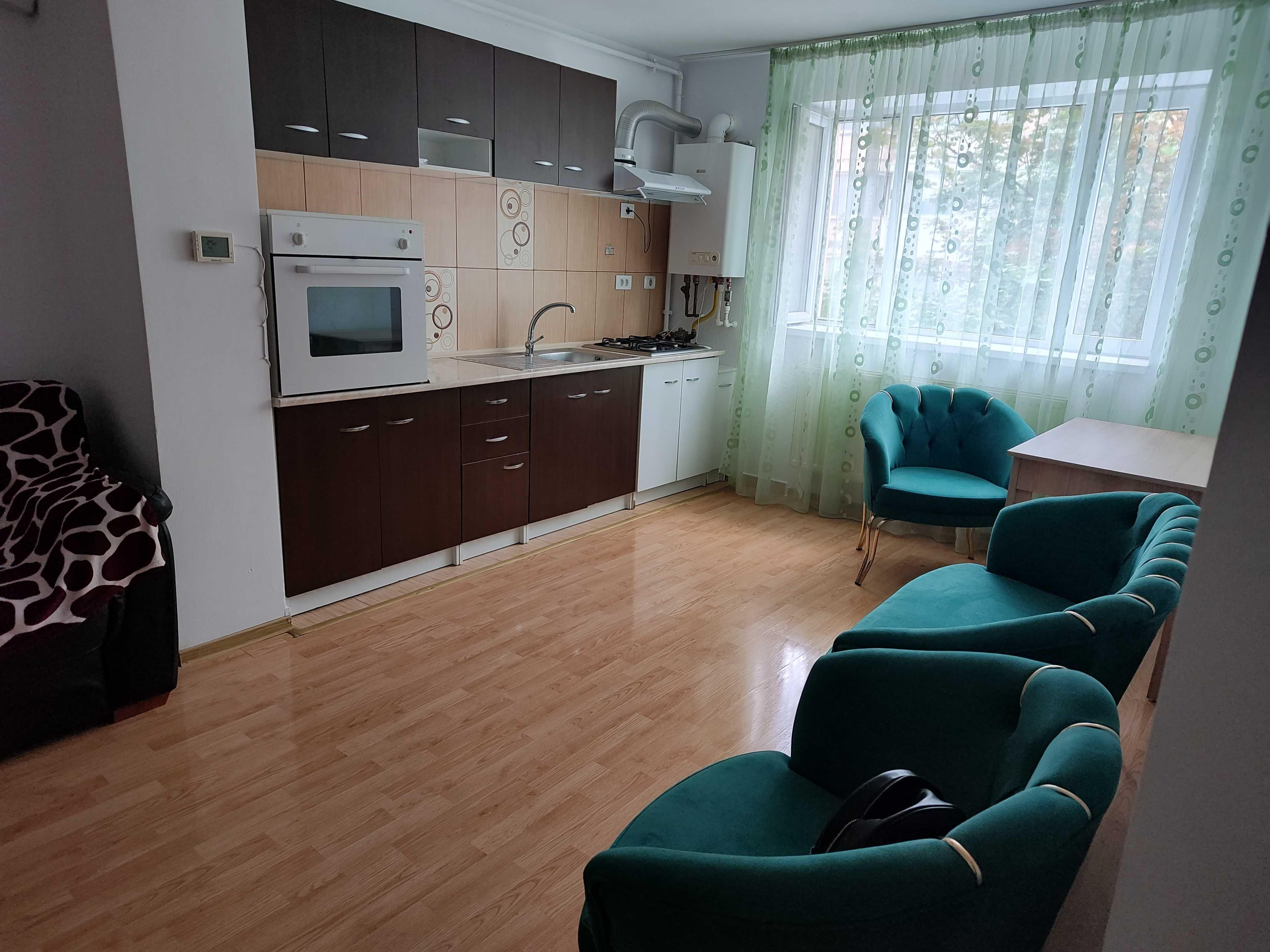 Vând Apartament zona Cora - imagine 1