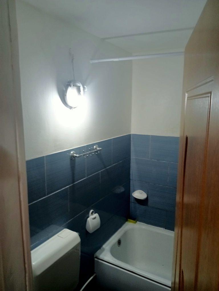 Închiriez garsonieră