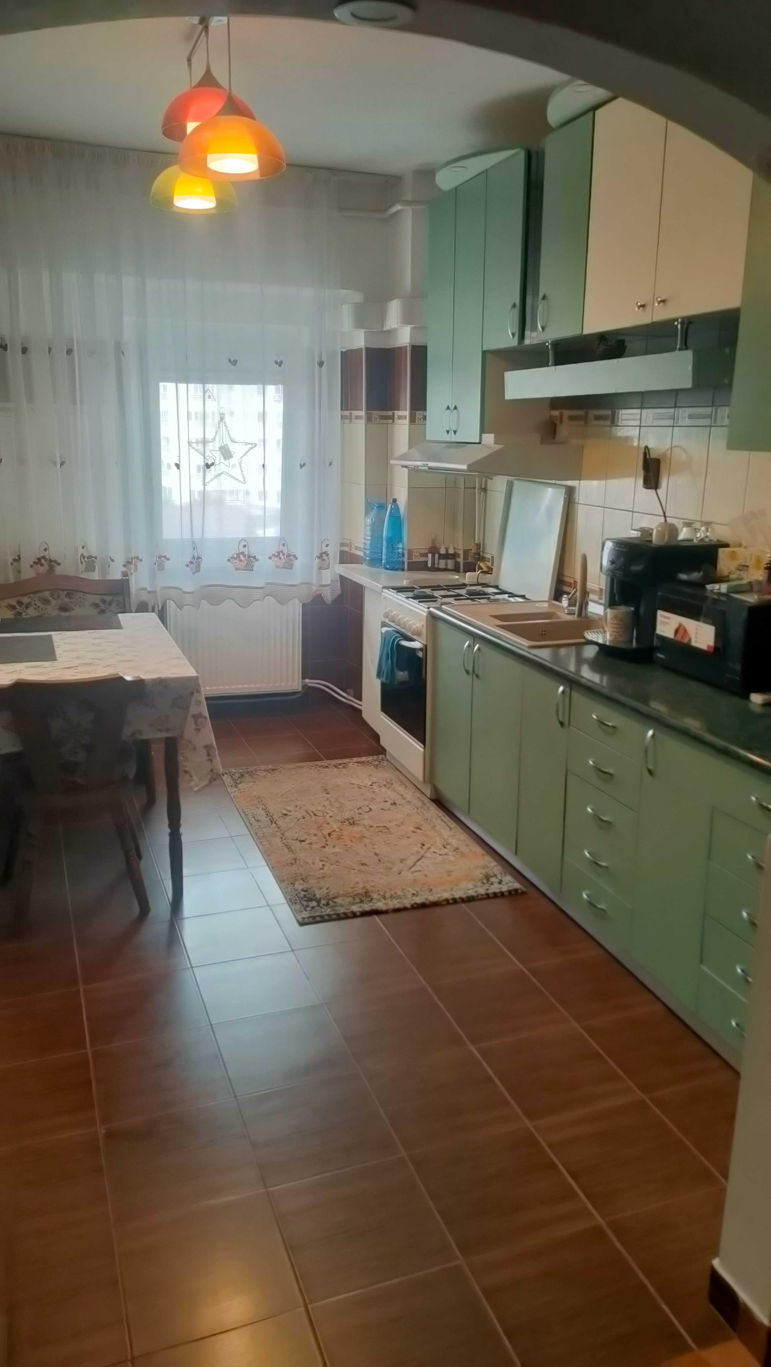 Închiriez apartament doua camere Stefan cel Mare - imagine 1