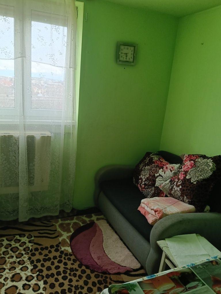 Vând garsonieră in zona Tiglari
