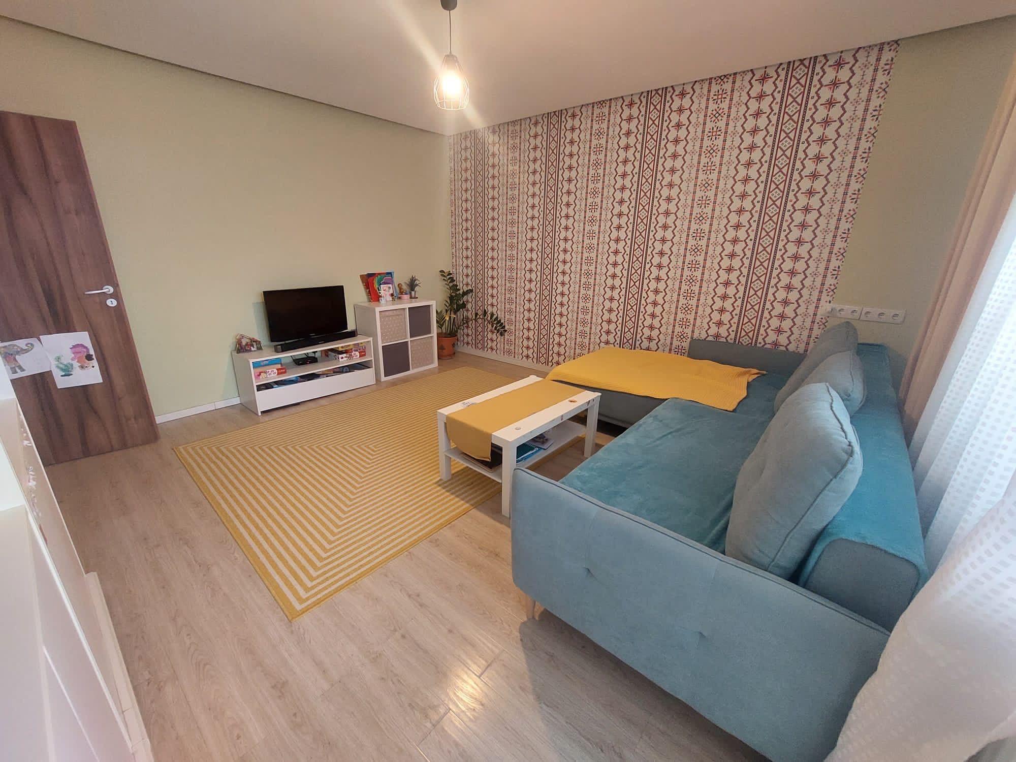 Închiriez apartament 2 camere -Turnisor (zona Alma) - imagine 1