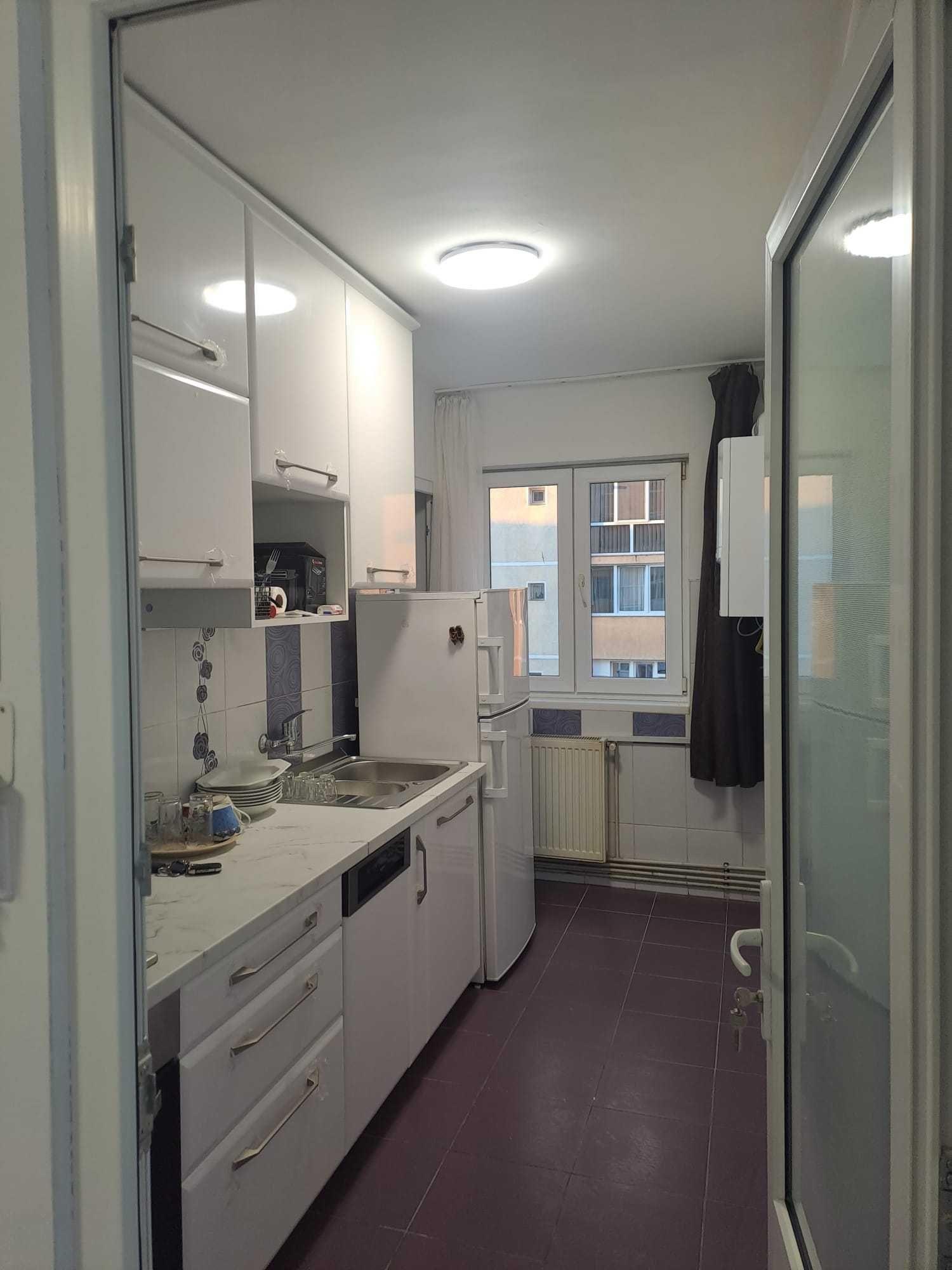 Închiriez apartament 2 camere decomandat, zona Iezer Sibiuu - imagine 1