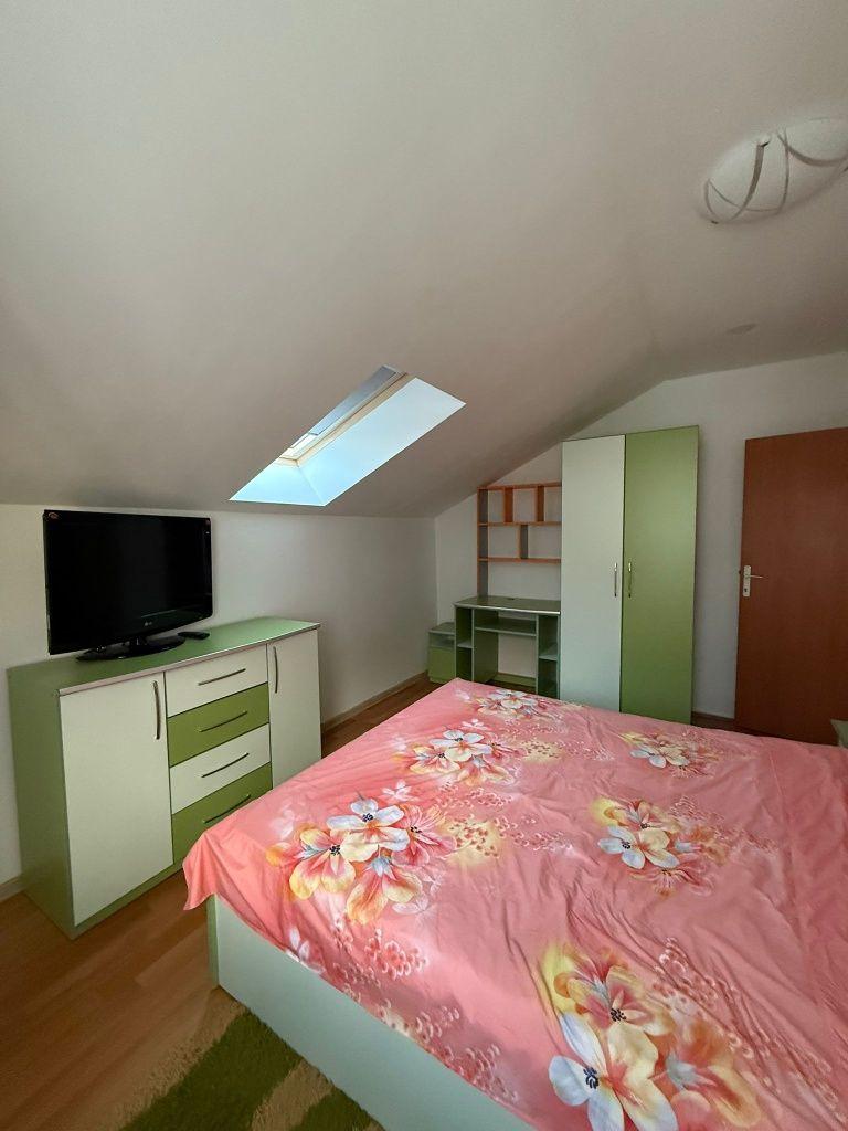 Închiriez apartament zona Calea Poplacii - imagine 1
