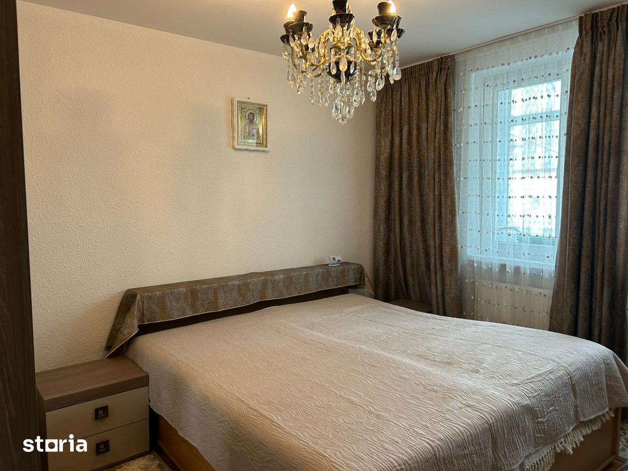 Apartament 2 camere Ultracentral zonă liniștită - imagine 1
